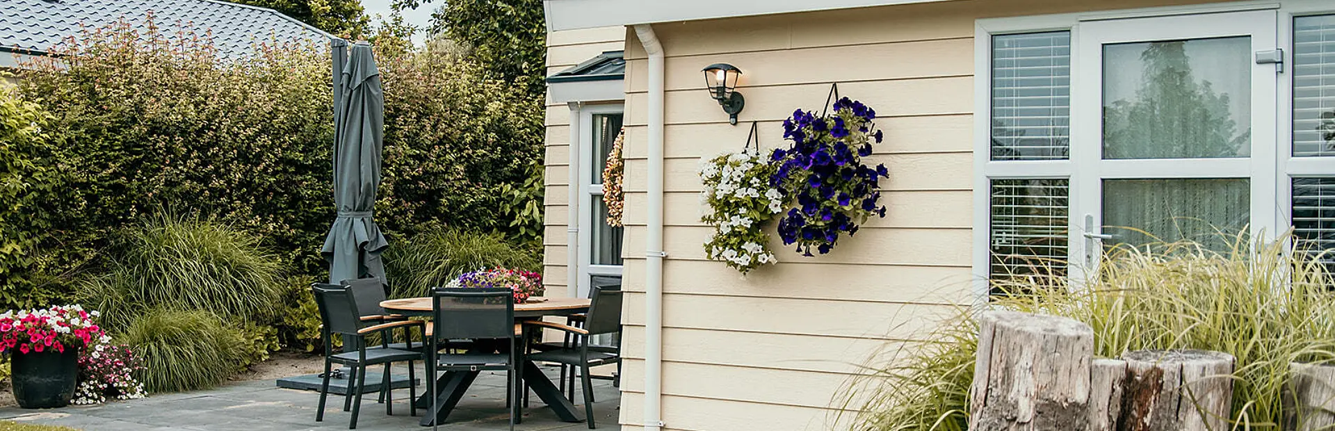 Knusse chalet met tuin en terras bij Strandpark De Zeeuwse Kust