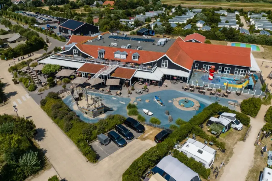 Hotel aan het strand